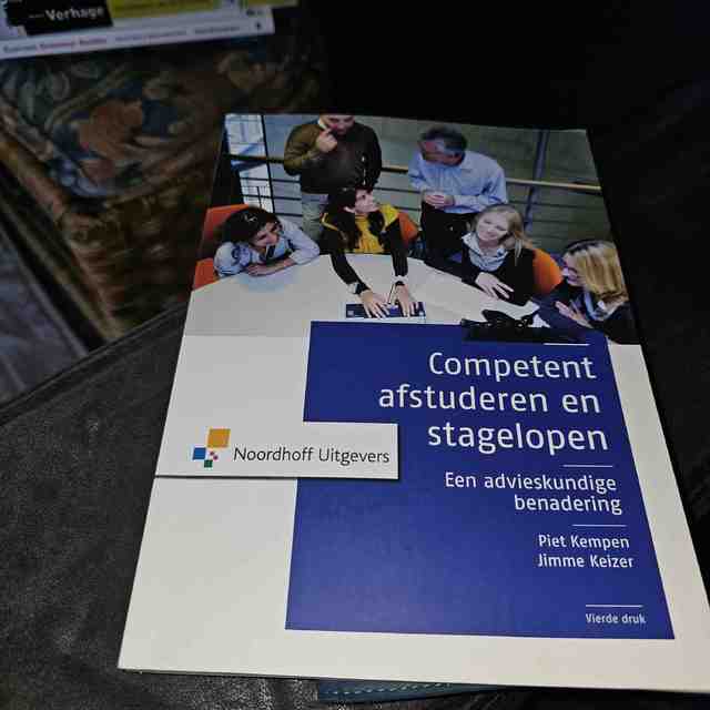9789001775636-Competent-afstuderen-en-stagelopen