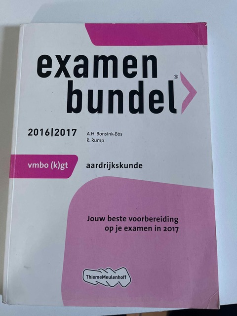 9789006629118-Examenbundel-vmbo-kgt-Aardrijkskunde-20162017