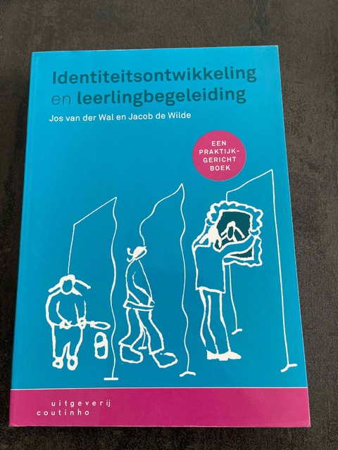 9789046905548-Identiteitsontwikkeling-en-leerlingbegeleiding