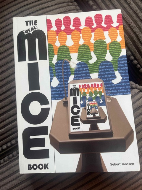 9789492705020-The-real-micebook