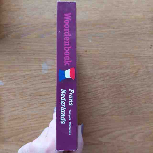 9789049102937-Woordenboek-Frans-Nederlands
