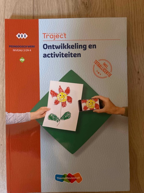 9789006239447-Traject-Combipakket-Ontwikkeling-en-activiteiten-PW-niveau-34-boek-en-totaallicentie-1-jaar