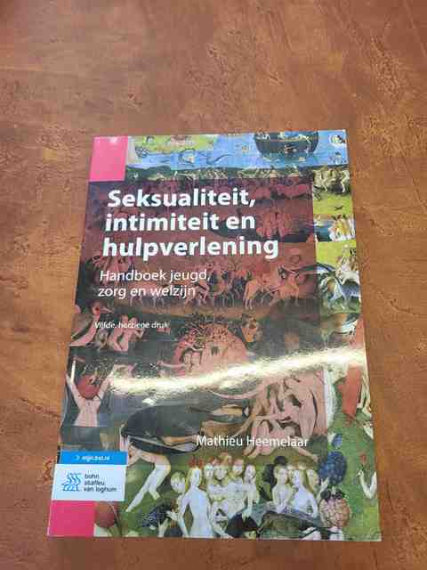 9789036819275-Seksualiteit-intimiteit-en-hulpverlening