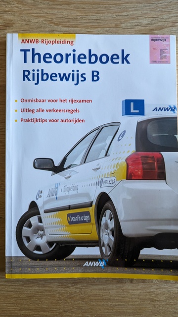 9789018020972-ANWB-Rijopleiding-Rijbewijs-B-Theorieboek