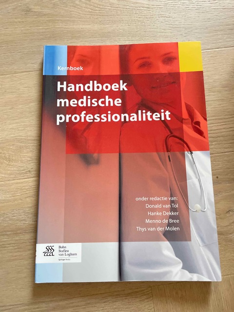 9789036803724-Handboek-medische-professionaliteit
