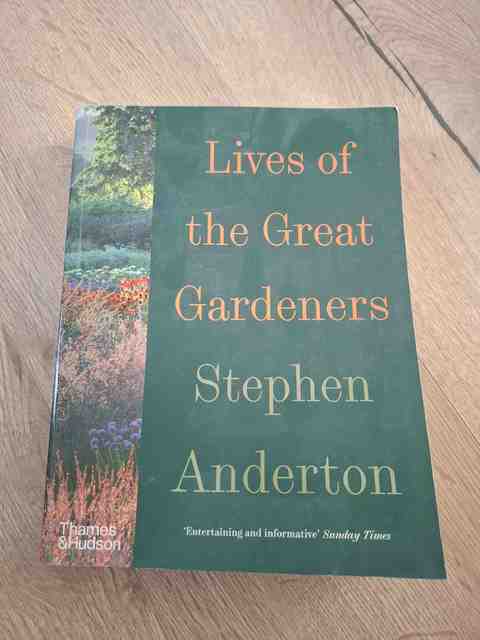 9780500297049-Lives-of-the-Great-Gardeners