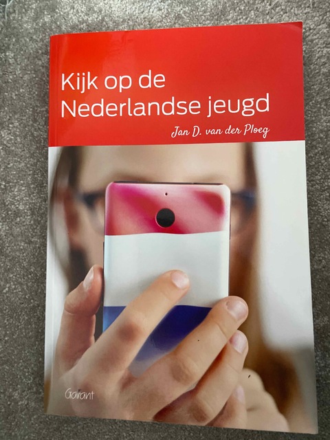 9789044132557-Kijk-op-de-Nederlandse-jeugd