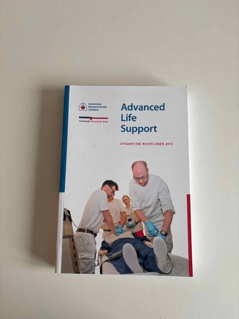 9789492543516-Advanced-life-support-dutch-translation