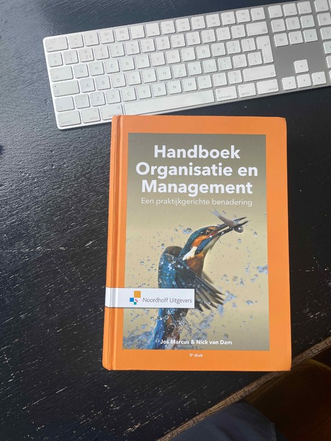 9789001895600-Handboek-Organisatie-en-Management.-Een-praktijkgerichte-benadering