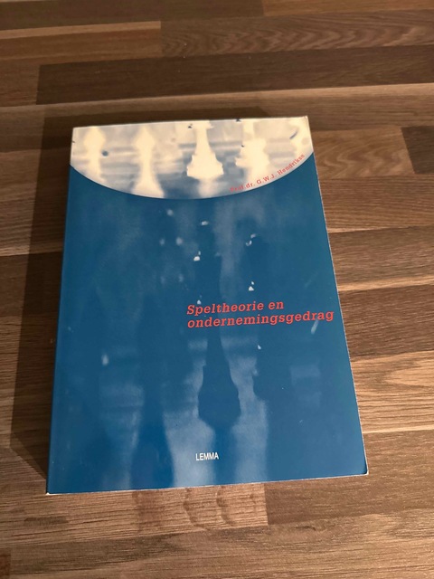9789051897500-Speltheorie-en-ondernemingsgedrag-druk-1
