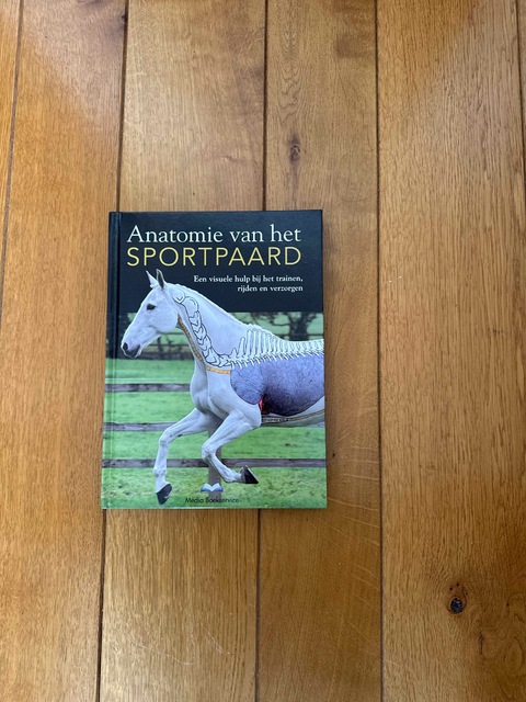 9789056000189-Anatomie-van-het-sportpaard