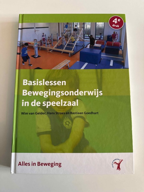 9789082363203-Basislessen-bewegingsonderwijs-in-de-speelzaal