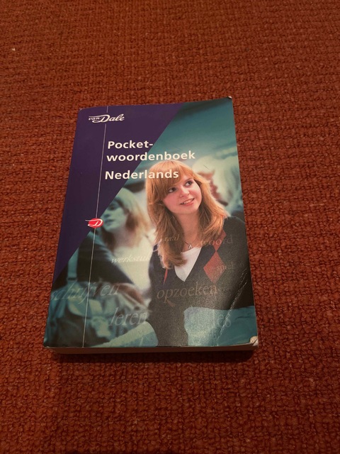 9789066488441-Van-Dale-Pocketwoordenboek-Nederlands