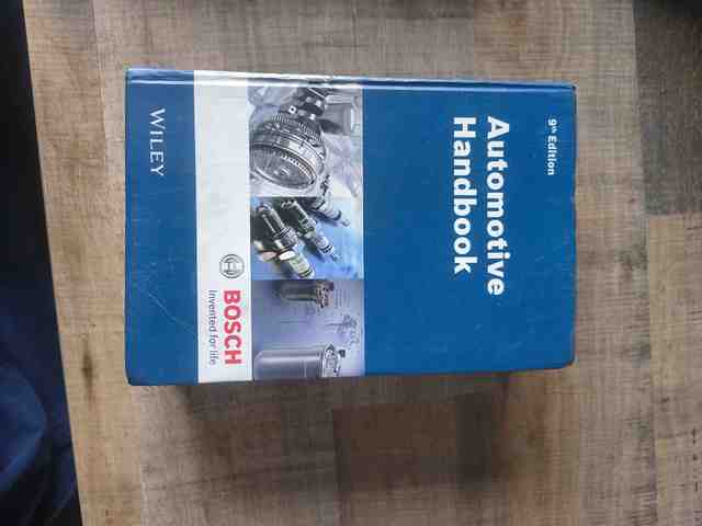 9781119032946-Automotive-Handbook