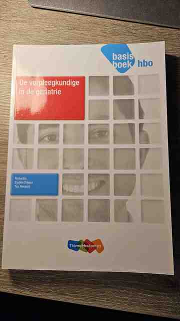 9789006952568-De-verpleegkundige-in-de-geriatrie-hbo-basisboek