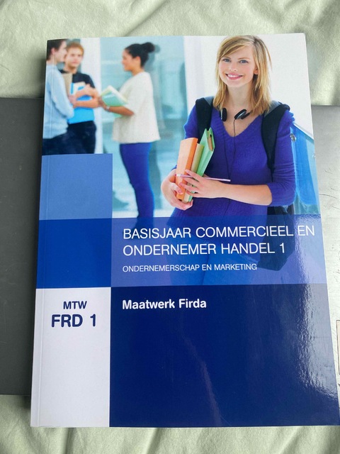 9789400237421-MTW-FRD-1