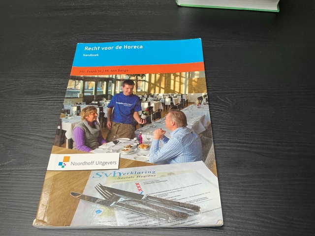9789001708962-Recht-voor-de-horeca