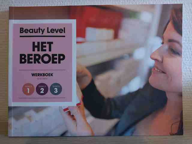 9789491277405-Beauty-Level-Werkboek--het-beroep