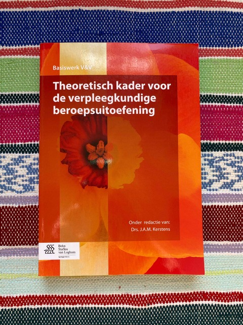 9789036804929-Theoretisch-kader-voor-de-verpleegkundige-beroepsuitoefening