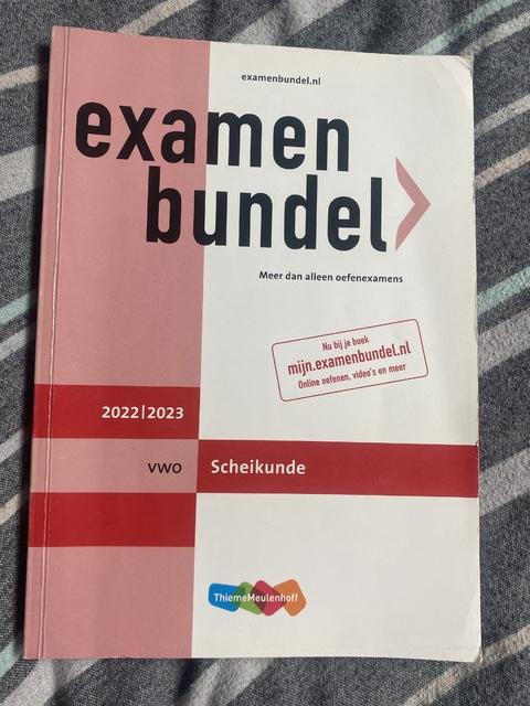 9789006639643-Examenbundel-vwo-Scheikunde-20222023