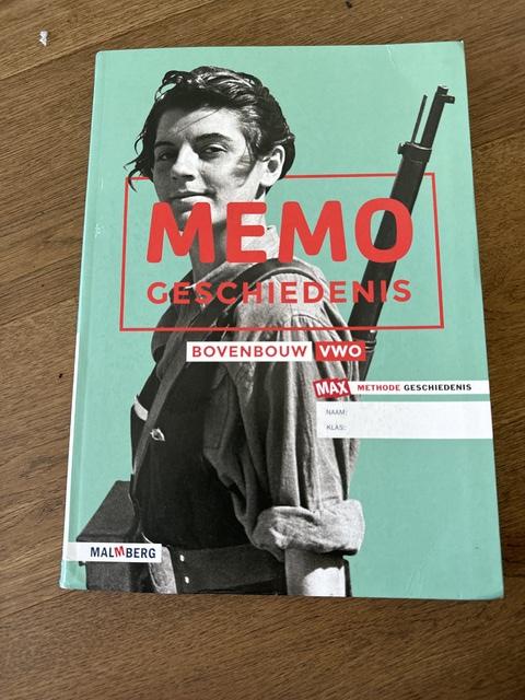 9789402056617-Memo-vwo-leeropdrachtenboek