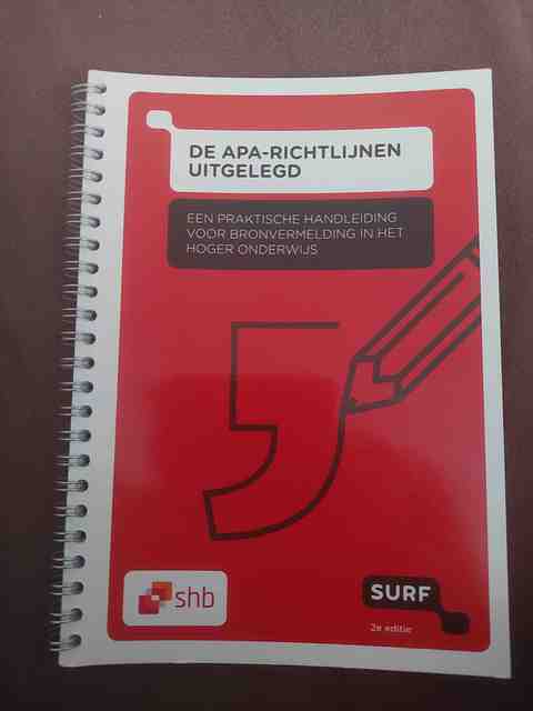 9789072482204-De-APA-richtlijnen-uitgelegd