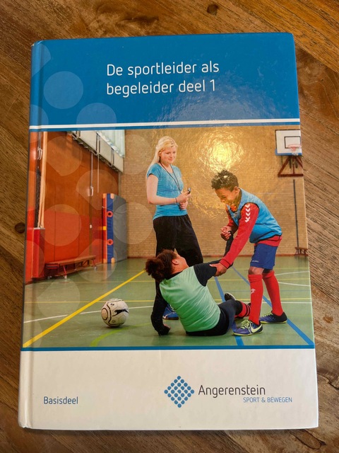 9789037227581-De-sportleider-als-begeleider-1