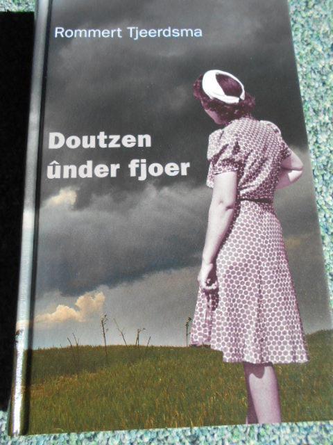 9789491971068-Doutzen-under-fjoer
