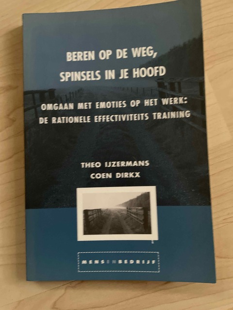 9789070512125-Beren-op-de-weg-spinsels-in-je-hoofd