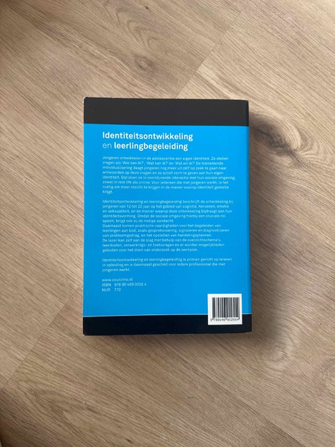 9789046902554-Identiteitsontwikkeling-en-leerlingbegeleiding