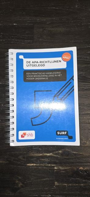 9789072482235-De-APA-richtlijnen-uitgelegd-Een-praktische-handleiding-voor-br