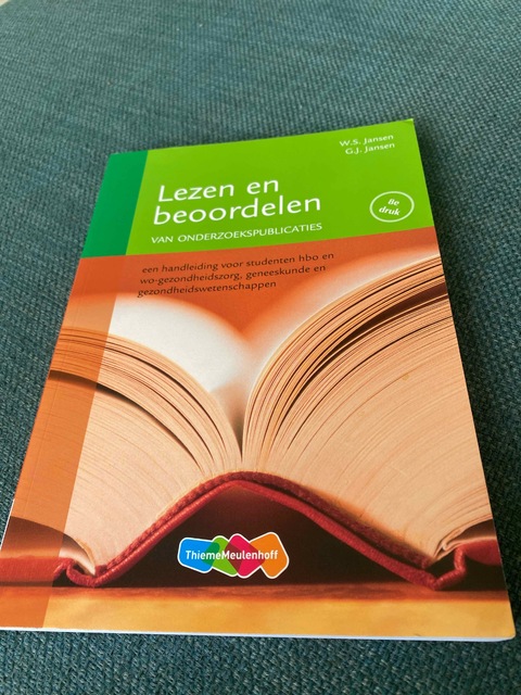 9789006643428-Lezen-en-beoordelen-van-onderzoekspublicaties