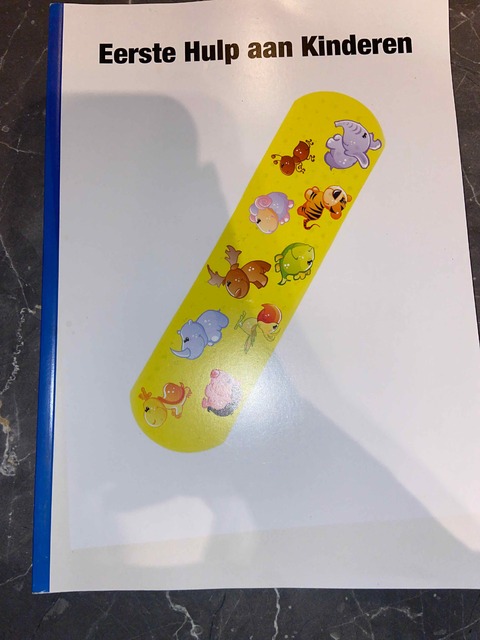 9789079007226-Eerste-Hulp-aan-Kinderen