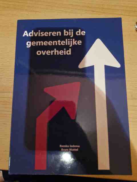 9789492394521-Adviseren-bij-de-gemeentelijke-overheid