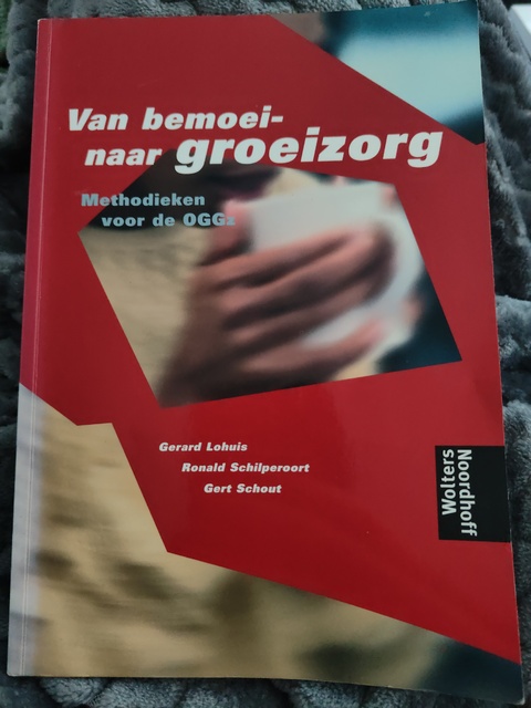 9789001555900-Van-bemoei-naar-groeizorg