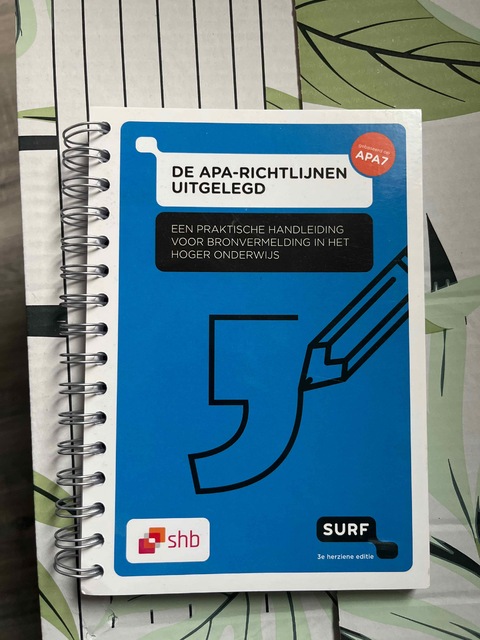 9789072482235-De-APA-richtlijnen-uitgelegd-Een-praktische-handleiding-voor-br