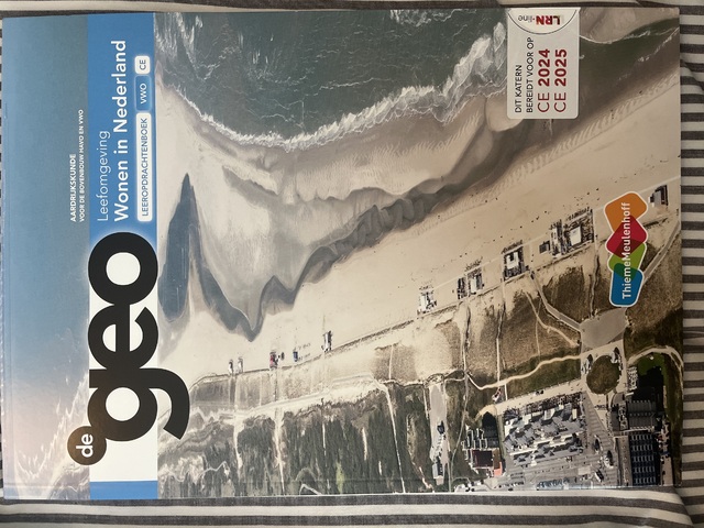 9789006909517-De-Geo-LRN-line-CE-2024-en-CE-2025-boek-vwo-Wonen-in-Nederland