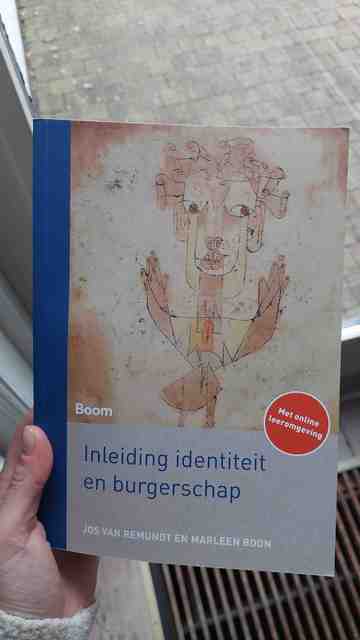 9789024419333-Inleiding-identiteit-en-burgerschap