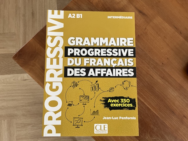 9789462932371-Grammaire-progressive-du-fran%C3%83%C2%A7ais-des-affaires--niveau-intermediaire-livre-CD-audio