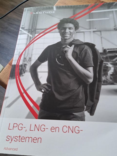 9789493286245-Lpg-lng-en-cngsystemen