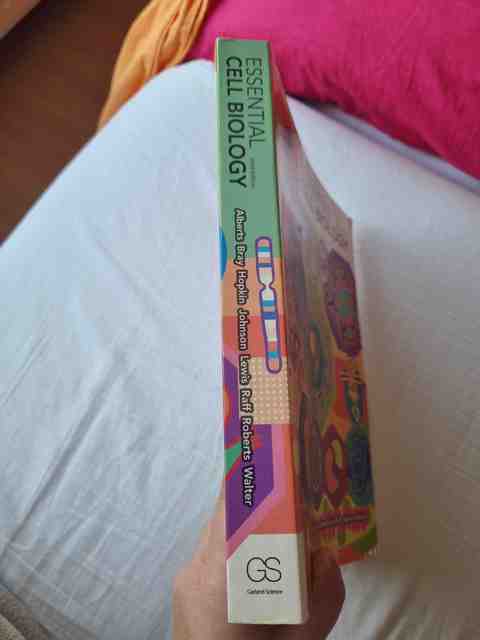 9780815341307-Essential-Cell-Biology