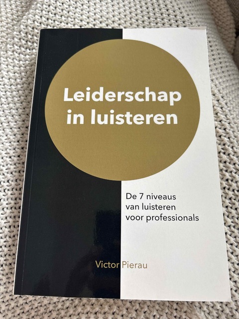 9789492595164-Leiderschap-in-luisteren