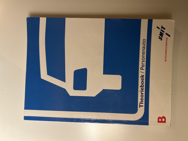 9789072967305-Het-theorieboek-Personenauto