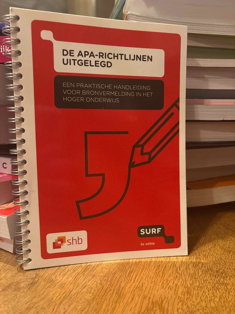 9789072482204-De-APA-richtlijnen-uitgelegd