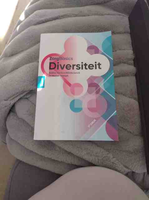 9789024446131-ZorgBasics-Diversiteit