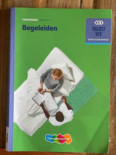 9789006910339-Begeleiden-niveau-4-Theorieboek