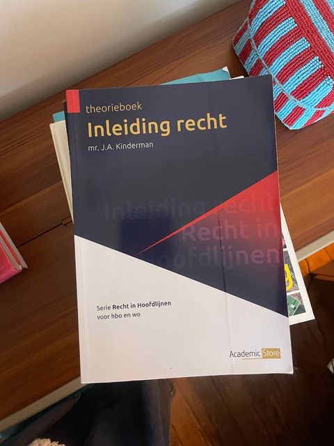 9789083241623-Inleiding-Recht-Theorieboek