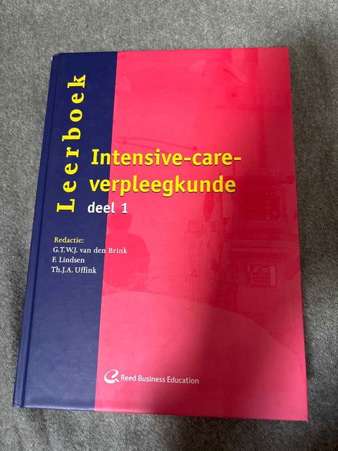 9789035225343-Leerboek-intensive-care-verpleegkunde-1