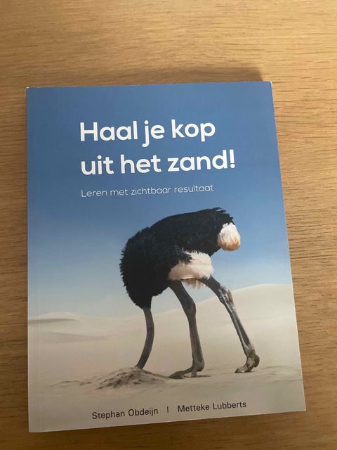 9789076834764-Haal-je-kop-uit-het-zand