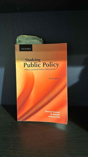 9780195428025-Studying-Public-Policy